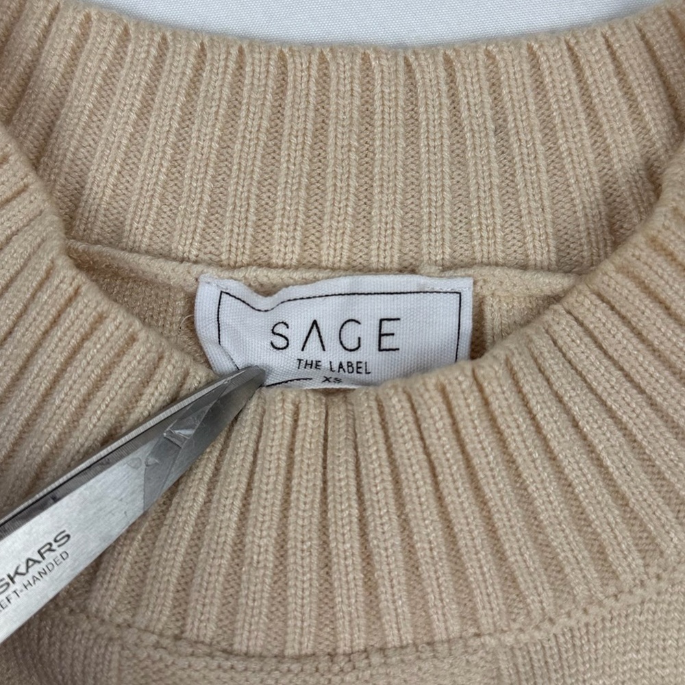 Sage The Label Suddenly I See Sweater Vest Knit Neutral Minimalist Cropped XS - Picture 5 of 12